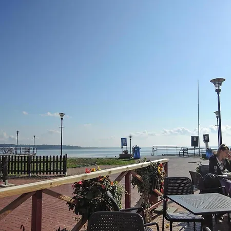 In Dom wakacyjny Nowe Warpno